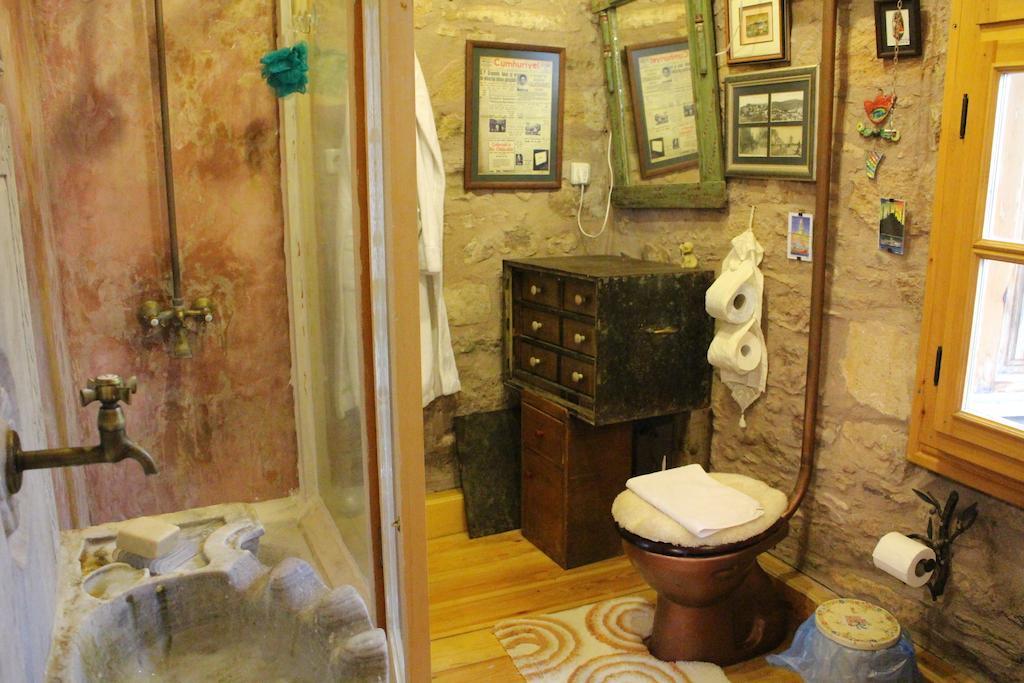 Stone House With Garden In Cunda/Ayvalik Villa Room photo