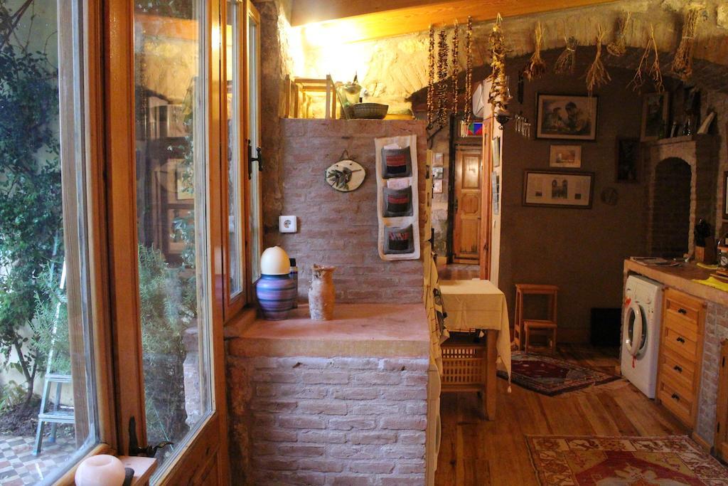 Stone House With Garden In Cunda/Ayvalik Villa Room photo